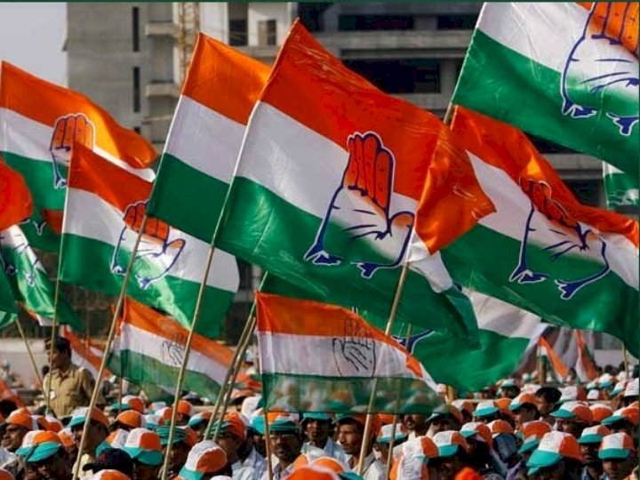 छत्तीसगढ़ के लोहारीढीह में 5 दिन के अंदर हुए 3 मौत से गरमाई राजनीति पूर्व सीएम के साथ प्रदेश अध्यक्ष दीपक पहुंचे परिजनों से मिलने कांग्रेस पूरे राज्य में कर रही विरोध पढ़े पूरी ख़बर