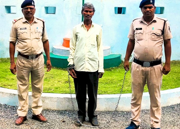 CG- एक ही परिवार के 4 सदस्यों की हत्या मामला: झाड़-फूंक करने वाला बैगा गिरफ्तार, इसी की वजह से 2 महिला और 11 माह के बालक समेत चार की हुई थी नृशंस हत्या