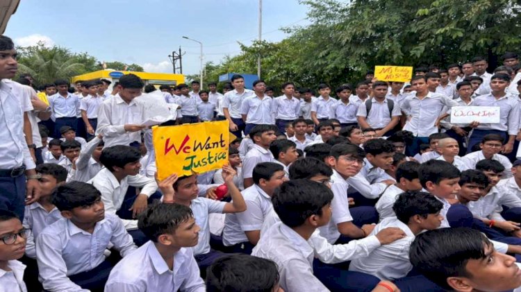 CG- स्कूली छात्र बने प्रदर्शनकारी, इन समस्याओं के समाधान की मांग को लेकर विधानसभा घेराव करने निकले सैकड़ों छात्र, जाने पूरा मामाला....