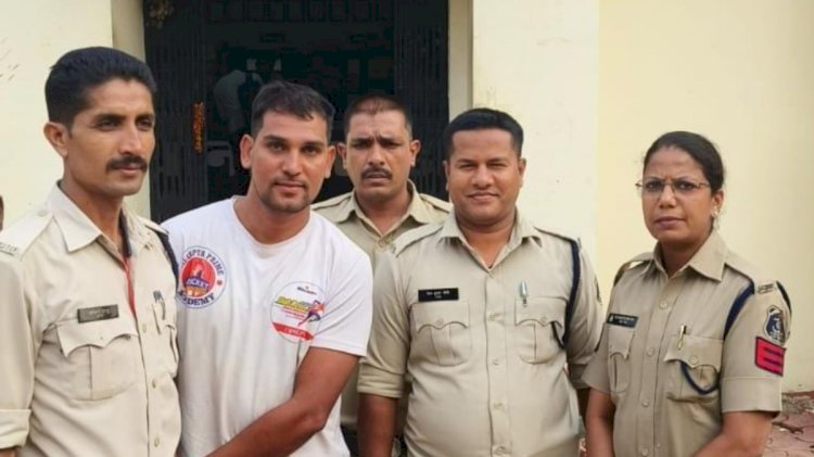 CG - LOVE SEX और धोका : शादी का झांसा देकर 2 सालों तक किया दुष्कर्म, अश्लील फोटो-वीडियो बनाकर करने लगा ब्लैकमेल, बोला - जब भी बुलाउंगा, मिलने आ जाना वरना … फिर जो हुआ…..