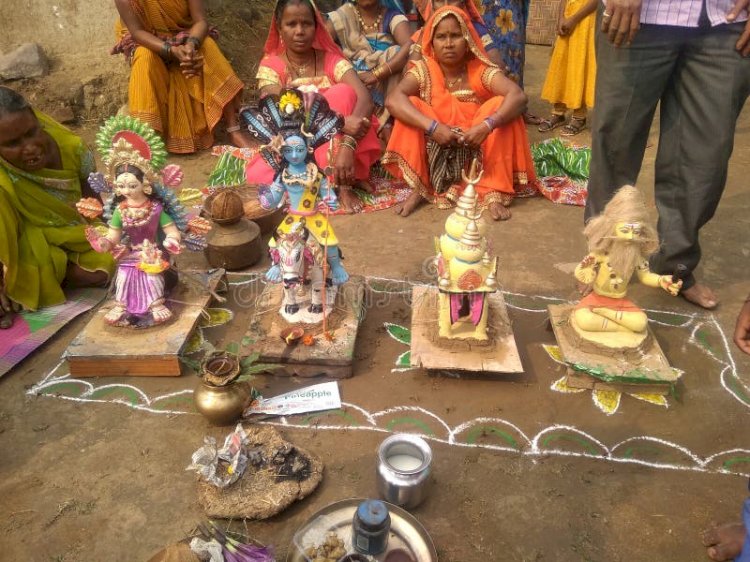 दीपावली के दिन आदिवासी समुदाय करते हैं ये खास पूजा क्या हैं इसका महत्त्व जानें पढ़े पूरी ख़बर