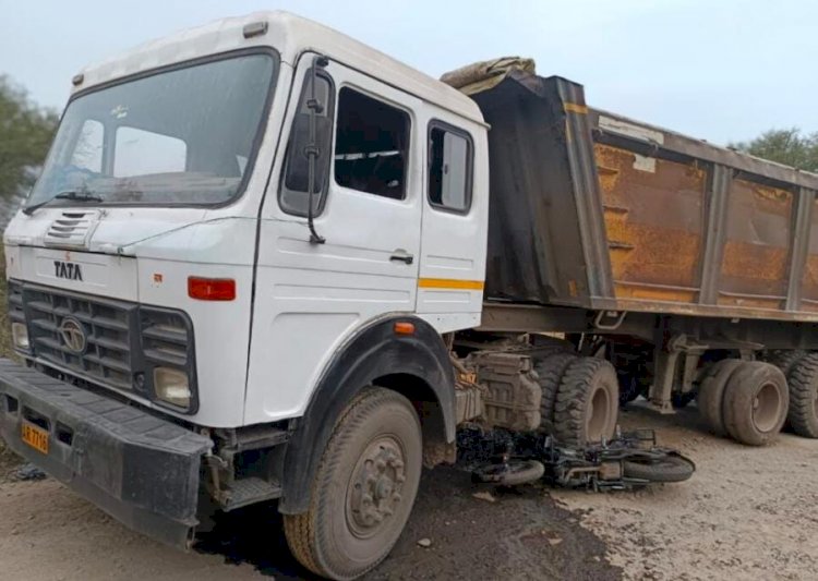 फिर सड़क दुर्घटना में माँ का लाल हुआ जख़्मी डॉक्टर्स नें किया मृत घोषित मस्तूरी थाना क्षेत्र का मामला पढ़े पूरी ख़बर