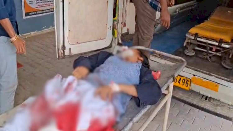 CG - तीसरी मंजिल से गिरी छात्रा : हॉस्टल के तीसरी मंजिल से गिरी 11वीं की छात्रा, गंभीर हालत में राजधानी किया गया रेफर, सहेली को गिरते देख दूसरी छात्रा भी हुई बेहोश......