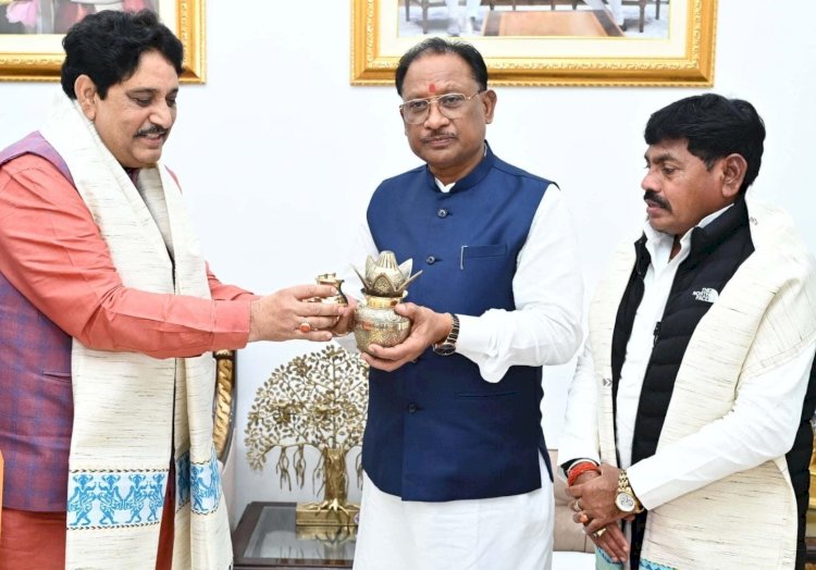 Chhattisgarh News : CG के श्रद्धालुओं के लिए प्रयागराज महाकुंभ में राज्य सरकार लगाएगी पंडाल, लोगों के ठहरने-भोजन की रहेगी व्यवस्था..